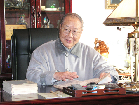 全國著名的國醫大師朱良春教授.jpg